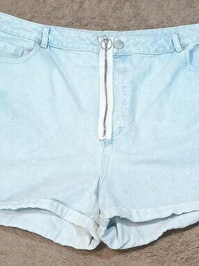 ASOS/Mom Shorts/Womens 18 Denim High Rise Relaxed Fit Y2K Festival Summer Shorts